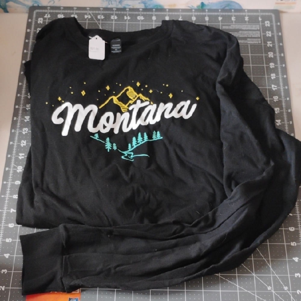 Black Montana Graphic Long Sleeve Shirt
